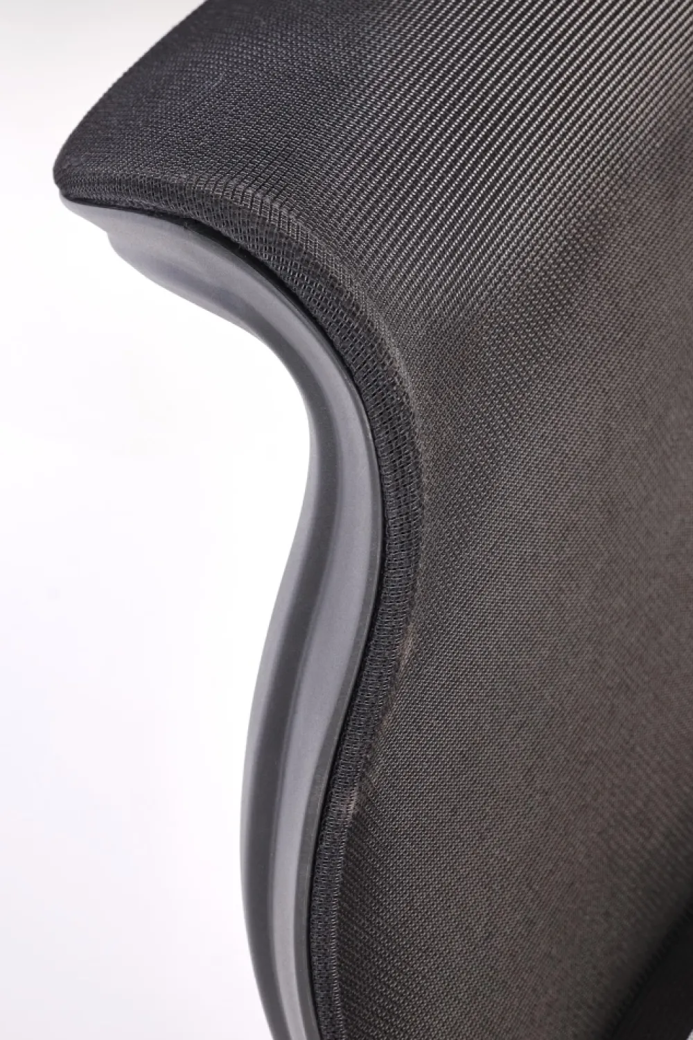 Halmar Fotele*CASPER fotel gabinetowy czarny (1p=1szt)1 sztuka