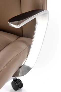 Halmar Fotele*DARWIN fotel gabinetowy cappuccino (1p=1szt)1 sztuka