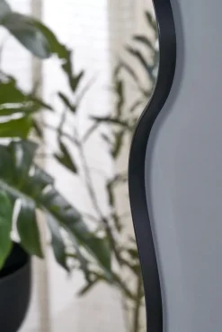 Halmar Lustra*ESSENT lustro ścienne, czarny (1p=1szt)1 sztuka