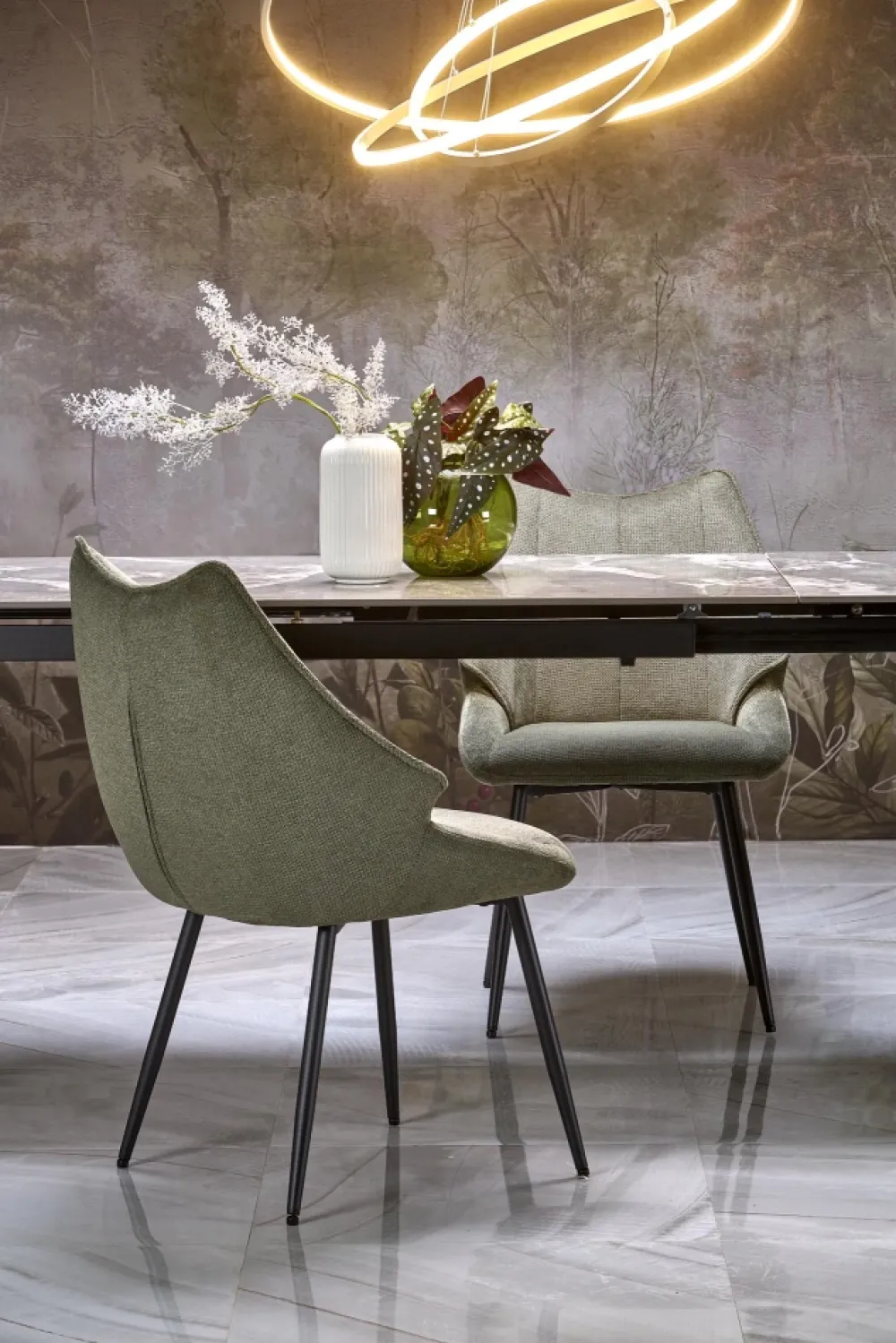 Halmar Stoły*FELIX stół rozkładany, blat - popielaty marmur, nogi - czarny (2p=1szt)1 sztuka