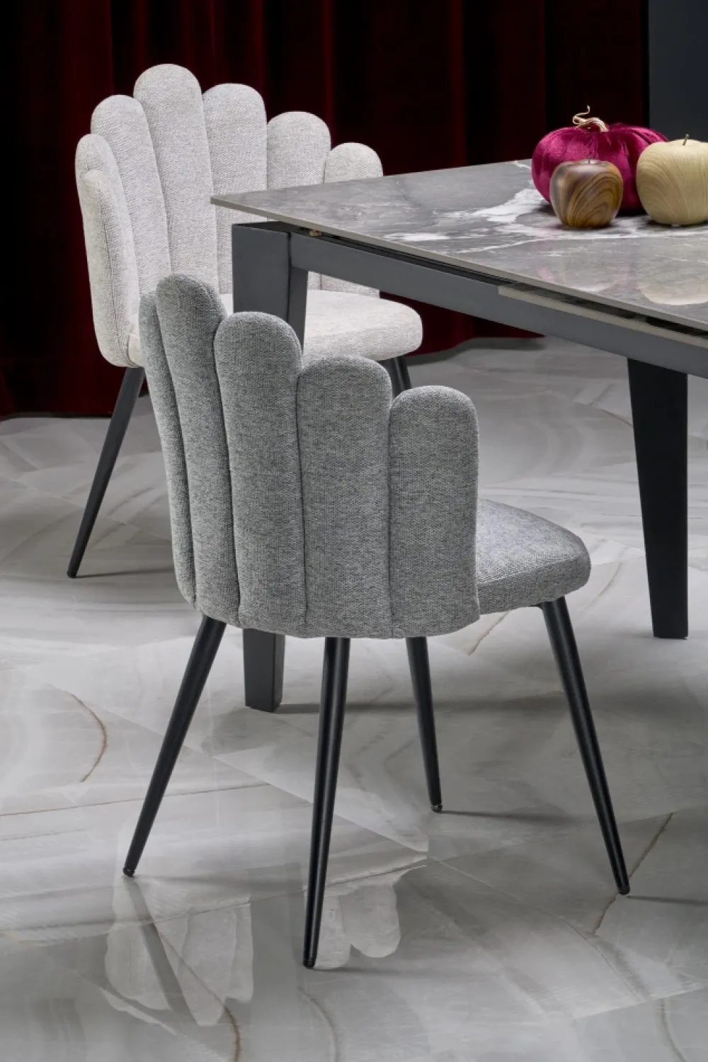 Halmar Stoły*FELIX stół rozkładany, blat - popielaty marmur, nogi - czarny (2p=1szt)1 sztuka