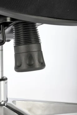 Halmar Fotele*GERONIMO fotel gabinetowy czarny (1p=1szt)1 sztuka