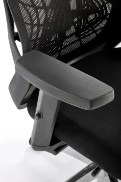 Halmar Fotele*GERONIMO fotel gabinetowy czarny (1p=1szt)1 sztuka