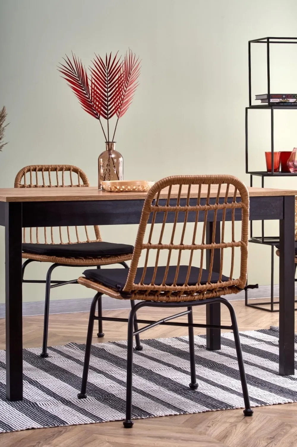 Halmar Stoły*GREG stół rozkładany kolor dąb wotan/czarny (1p=1szt)1 sztuka