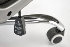 Halmar Fotele*HELDER fotel gabinetowy czarny (1p=1szt)1 sztuka