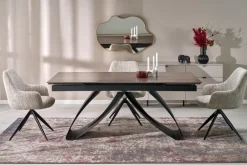 Halmar Stoły*HILARIO stół rozkładany, blat - orzechowy, nogi - czarny (3p=1szt)1 sztuka