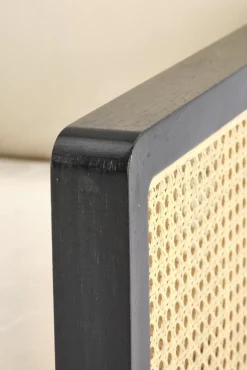 Halmar Fotele*ILARIO fotel wypoczynkowy, czarny / naturalny (1p=1szt)1 sztuka