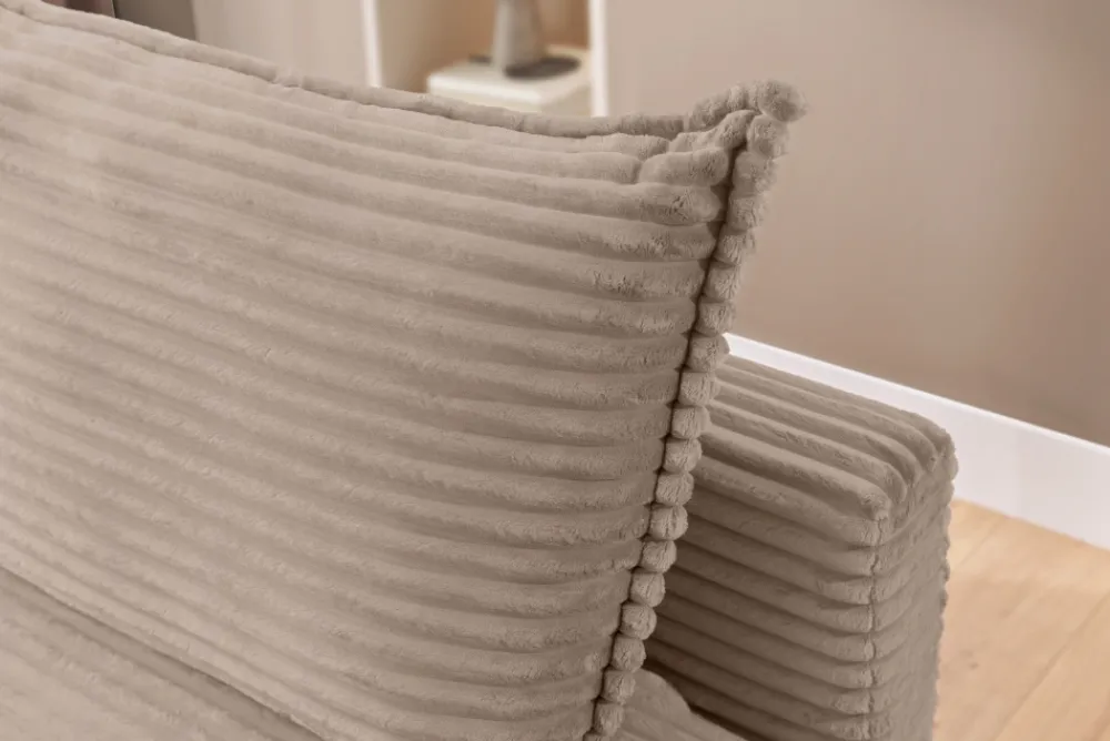 Kanapy I Sofy Do Salonu|Sofy Dwuosobowe*Kanapa Firioza z funkcją spania / Tilia 17