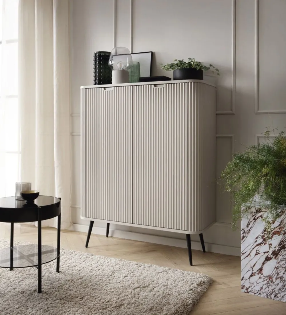 Piaski Komody Do Jadalni|Komody Do Salonu*Komoda wysoka dwudrzwiowa z lamelowymi frontami Zova kaszmirowa