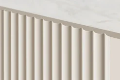 Bogart Komody Do Biura|Komody Do Przedpokoju*MALMI Komoda 150 3D - cashmere / crema bianca  / złoty / wisząca