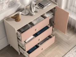 ML Meble Komody*Mevel 05 Piasek pustyni/Millennial pink - komoda 1D3S