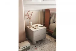 Bogart Szafki I Regały*SONATIA II SZAFKA NOCNA 45 2SZ - cashmere / nogi kule