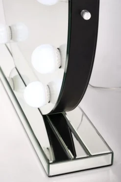 Halmar Lustra*TORANO lustro stołowe z oświetleniem LED (1p=1szt)1 sztuka